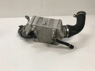 N63B44 7575403 Интеркулер BMW 5 F10/F11/GT F07 Арт e10580243, вид 1