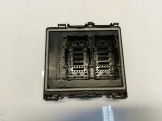 LJ8T-14D068-NAB Короб предохранителей Ford Mustang Mach-E Арт AL14568391159, вид 2