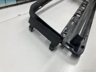 1678886100 Mercedes Benz Кронштейн решетки радиатора Mercedes GLE W167 Арт E31677563, вид 5