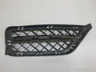 51117303758 BMW Решетка в бампер правая BMW X1 E84 Арт E84834278