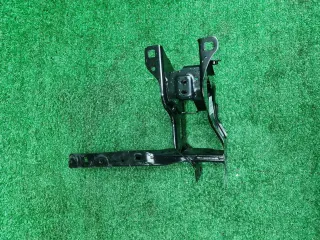 51647436775 Кронштейн фары левый BMW Z4 G29 Арт 0000007389375