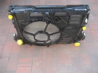 9846866,9873828 Радиатор основной BMW 2 U06 Арт AL14350324057_2, вид 4