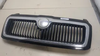 1U0853653A Решетка радиатора Skoda Octavia A4 Арт 20389601