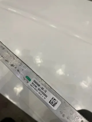 1048498-00-C Радиатор кондиционера Tesla model X Арт e8654787, вид 3