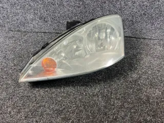 2001-2004 2M51-13W029-BE 2M51-13W029-BD Фара правая Ford Focus 1 Арт e10391122, вид 1