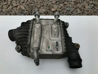 GX73-6K775-AE Интеркулер Jaguar F-Pace Арт e10586851, вид 1
