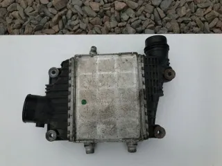 GX73-6K775-AE Интеркулер Jaguar F-Pace Арт e10586851, вид 2