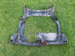 2007-2012 62405-2L000 Балка подвески передняя (подрамник) Hyundai i30 FD Арт e10586853, вид 1
