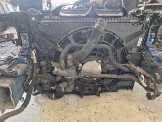  Передняя панель крепления облицовки (телевизор) Jaguar F-Pace Арт e10588767, вид 3
