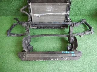  Передняя панель крепления облицовки (телевизор) Jaguar F-Pace Арт e10588769, вид 2