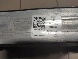 95B145804E 95B145804C T95B360 Интеркулер Porsche Macan restailing Арт e10590394, вид 3