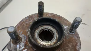 40202AX000,400143VU0A Ступица передняя правая Nissan Note E12 Арт 20399553, вид 3