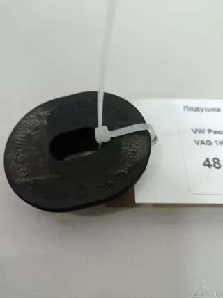 1K0121367F VAG Опора радиатора Volkswagen Tiguan 1 Арт E48399839, вид 3