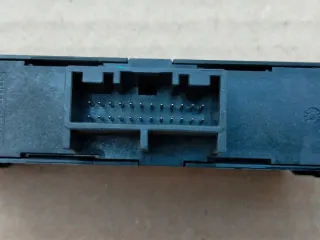 284l04495R Блок управления (другие) Renault Arkana Арт e12686936, вид 4