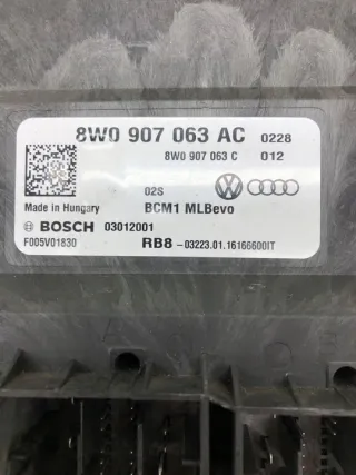 8W0907063AC Блок предохранителей Audi A4 B9 Арт e12681546, вид 2