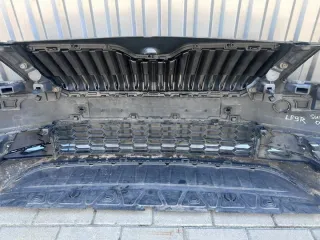 2015-19 Бампер передний Skoda Superb 3 Арт e12679156, вид 9