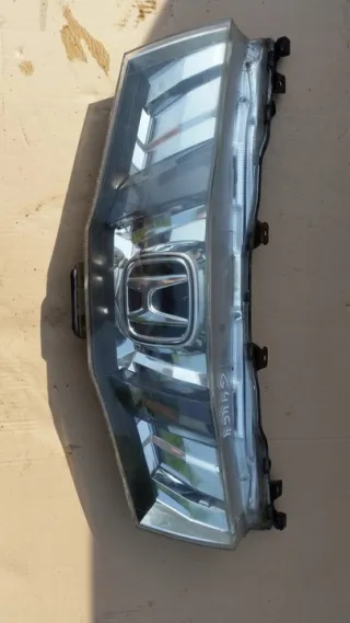 71120-SMG-E017-M1 0315203010 Решетка радиатора Honda Civic 8 Арт e12673949, вид 1