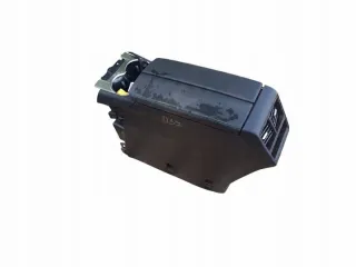 9829186580 Подлокотник Citroen DS7 Crossback Арт e12666833, вид 1