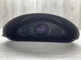 A2095400111, 110080140002 Щиток приборов (приборная панель) Mercedes CLK W209 Арт e12664853, вид 2