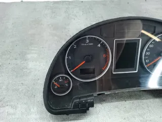 8E0920931B Щиток приборов (приборная панель) Audi A4 B7 Арт e12664578, вид 2