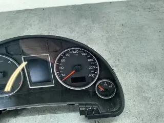 8E0920931B Щиток приборов (приборная панель) Audi A4 B7 Арт e12664578, вид 3