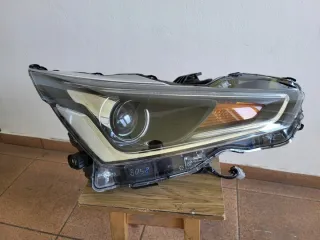  Фара правая Toyota Aygo 2 Арт e12663315, вид 2