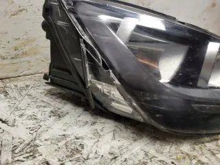 2010-2014R 8X0941004 Фара правая Audi A1 Арт e12660836, вид 3