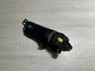  90041467 Фара противотуманная правая Ford Focus 3 restailing Арт e12659316, вид 2