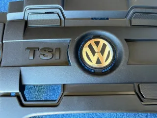 03C103925AR Декоративная крышка двигателя Volkswagen Golf 6 Арт e12658475, вид 3
