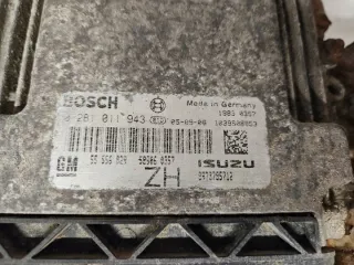 55556829 Блок управления двигателем Opel Astra H Арт e12652713, вид 4