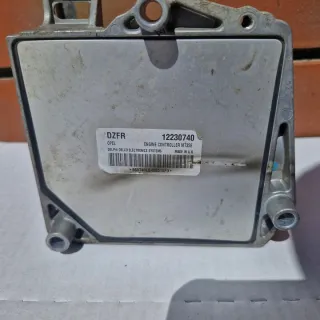 12230740 Блок управления двигателем Opel Astra H Арт e12652703, вид 2