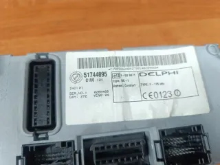 51744895 Блок управления двигателем Fiat Punto 2 Арт e12652027, вид 3