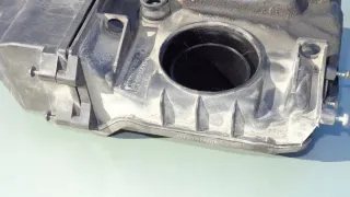 820023599A Корпус воздушного фильтра Renault Megane 1 Арт e12648905, вид 7