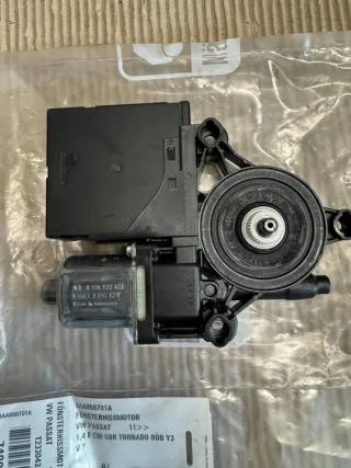 3AA959701A Моторчик стеклоподъемника Volkswagen Passat B7 Арт e12645338, вид 1
