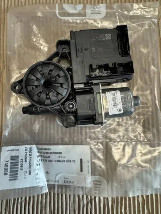 3AA959701A Моторчик стеклоподъемника Volkswagen Passat B7 Арт e12645338, вид 2