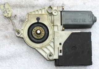 1K0959792C 1K0959702E Моторчик стеклоподъемника Volkswagen Golf 5 Арт e12645281, вид 2