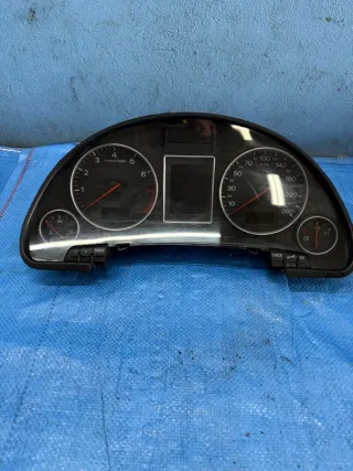 8E0920900F Щиток приборов (приборная панель) Audi A4 B6 Арт e12640372, вид 5