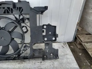 752100007R Передняя панель крепления облицовки (телевизор) Renault Grand Scenic 3 Арт e12633363, вид 7