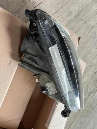 3V1941017A Фара левая Skoda Superb 3 Арт e12632800, вид 4