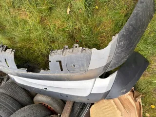 HY32-40414-A Крышка багажника (дверь 3-5) Land Rover Discovery 5 Арт e12632172, вид 3