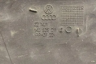 1K0825211E Декоративная крышка двигателя Skoda Octavia A5 Арт e12628473, вид 1