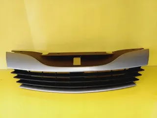 8200012581 Решетка радиатора Renault Laguna 2 Арт e12617033, вид 1