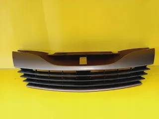8200012581 Решетка радиатора Renault Laguna 2 Арт e12617032, вид 1