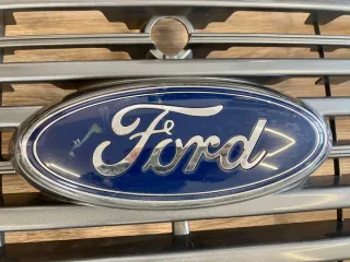 BK31-17B968A Решетка радиатора Ford Transit Custom Арт e12615576, вид 2