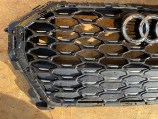 83A853651A 83F853651C 83F853651B 83F853651 Решетка радиатора Audi Q3 2 Арт e12614668, вид 3
