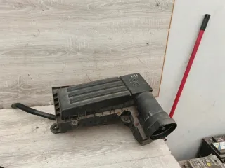 1k0129607ag autoklama99 Корпус воздушного фильтра Volkswagen Passat B6 Арт e12611876, вид 1