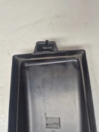64318379957 64318379958 8379957 8379958 Корпус воздушного фильтра BMW 7 E65/E66 Арт e12608874, вид 7
