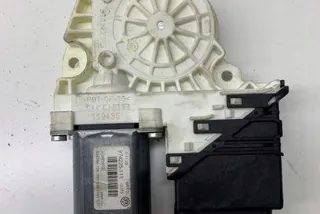 3C9959703 Моторчик стеклоподъемника Volkswagen Passat B6 Арт e12597493, вид 3