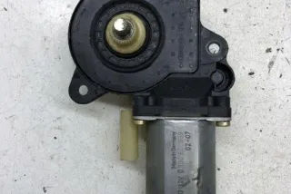 0130821939 Моторчик стеклоподъемника Ford Fiesta 5 Арт e12595991, вид 2