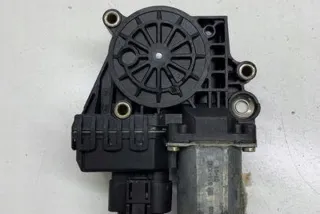 0130821784 Моторчик стеклоподъемника Audi A6 C5 (S6,RS6) Арт e12595284, вид 1